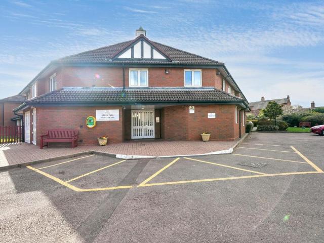 Flat for sale in Shropshire