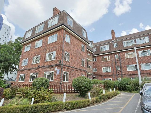 Flat for sale in Greater London