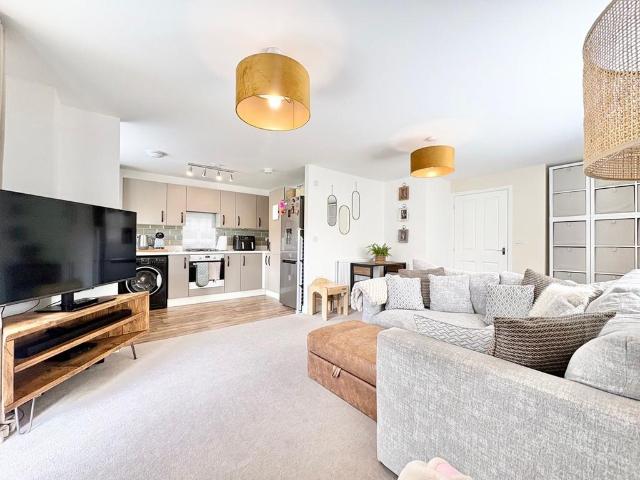 Flat for sale in Whitehouse, Milton Keynes