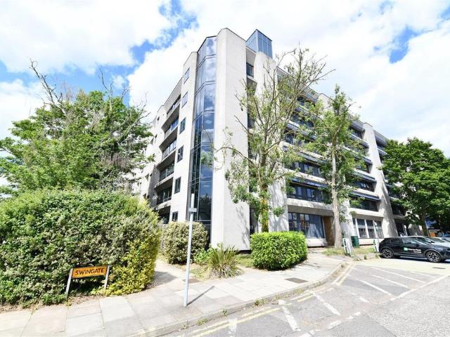 Flat for sale in Old Town, Shephall