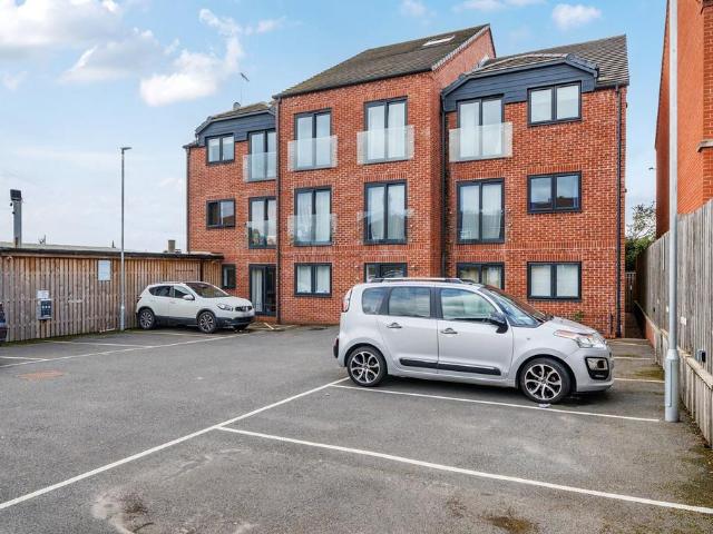 Flat for sale in High Field, York