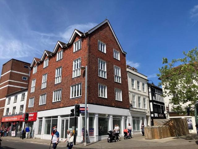 Flat for sale in Salisbury, Wiltshire