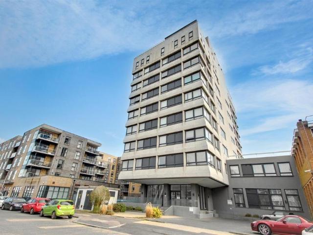 Flat for sale in West Worthing, Worthing