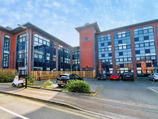 Flat for sale in Hill, City Of Southampton