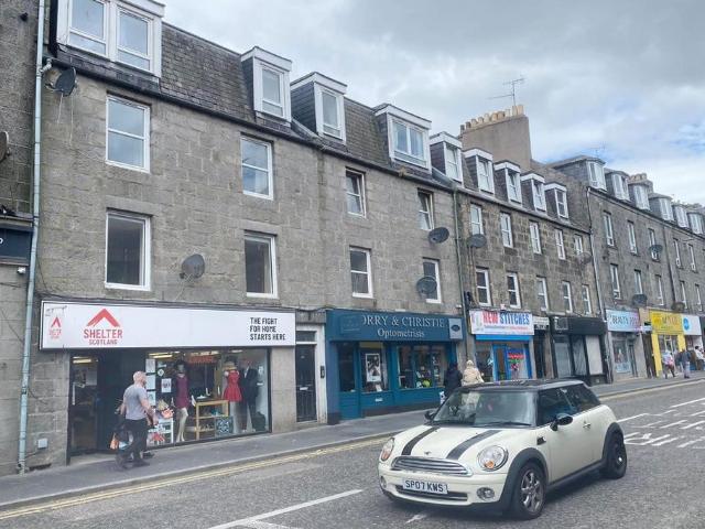 Flat for sale in Ballindoch, Scotland