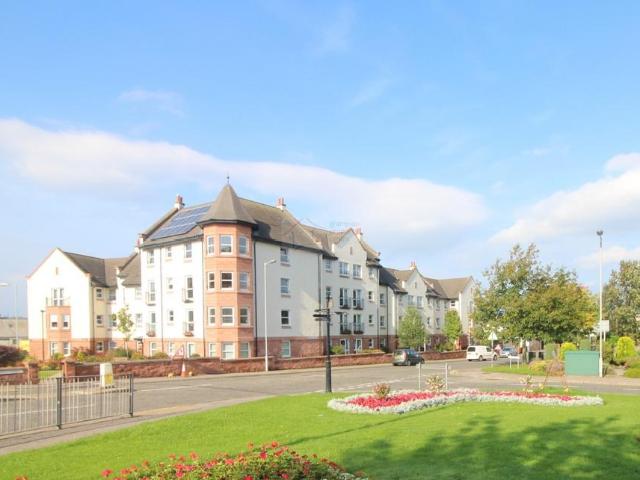 Flat for sale in Forres, Scotland