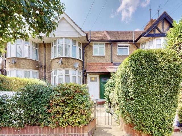 Flat for sale in Greater London