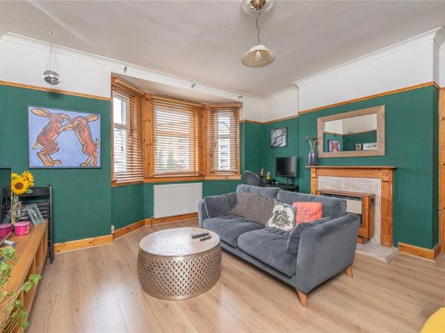 Flat for sale in Leith Links, Scotland