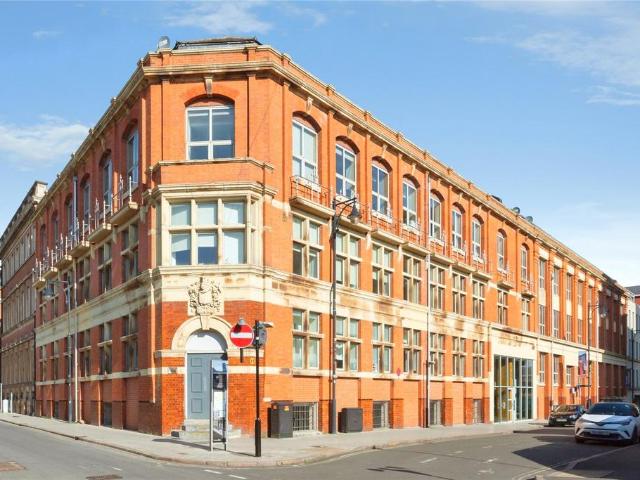 Flat for sale in St Matthew's, Old Wharf