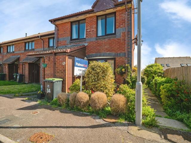 Flat for sale in Chickerell