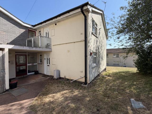 Flat for sale in Watergate, Devon