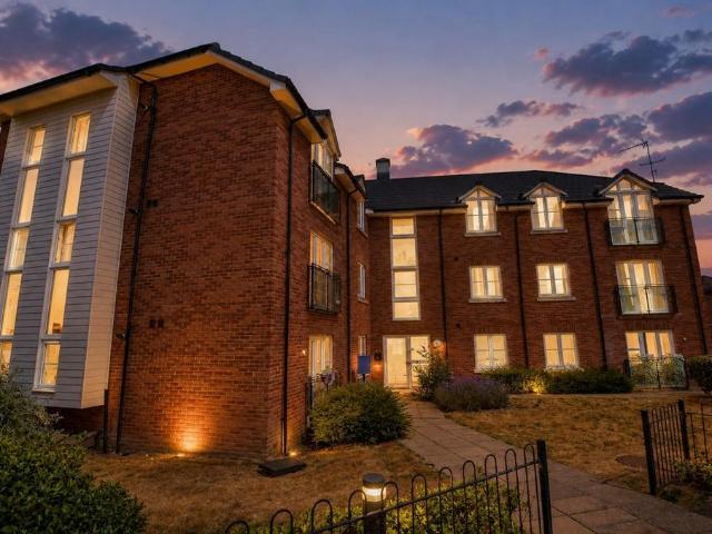 Flat for sale in Shefford Hardwick, Shefford