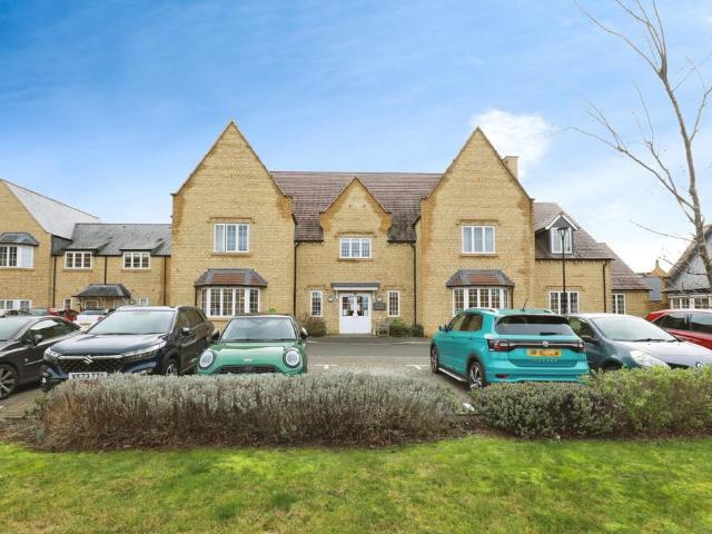 Flat for sale in Crookhill, Worcestershire