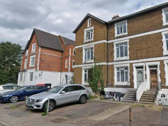 Flat for sale in Slough, Isle Of Man