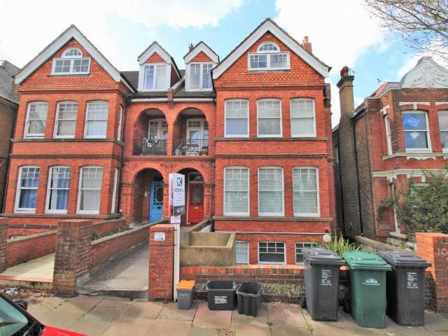 Flat for sale in Round Hill, Brighton & Hove