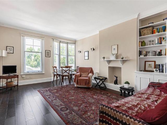 Flat for sale in Chelsea, Greater London