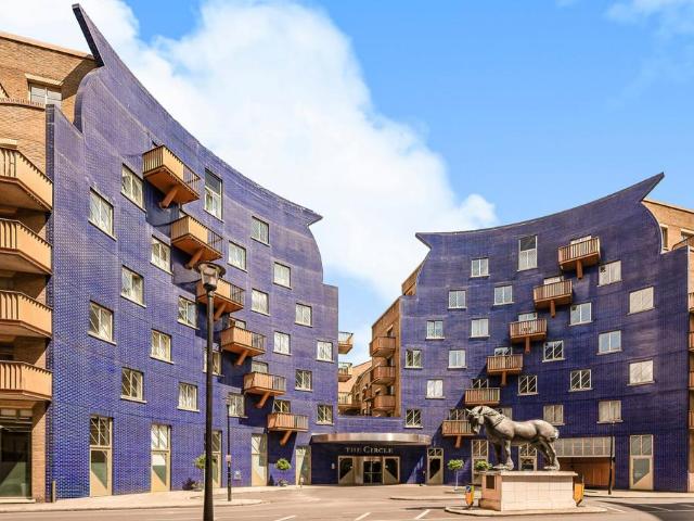 Flat for sale in Bermondsey, Greater London