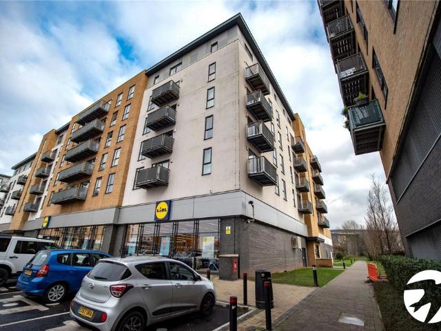 Flat for sale in Belvedere, Greater London