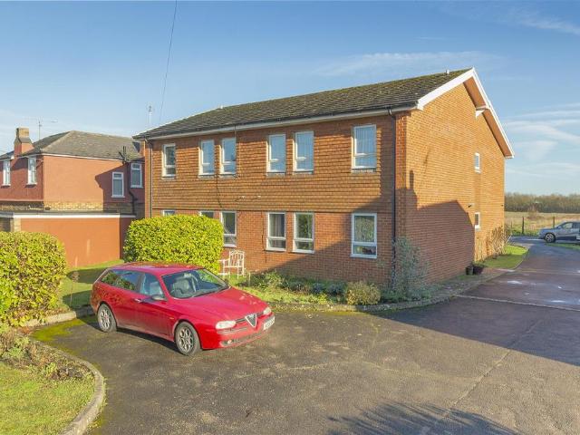 Flat for sale in Bourne Vale, Kent