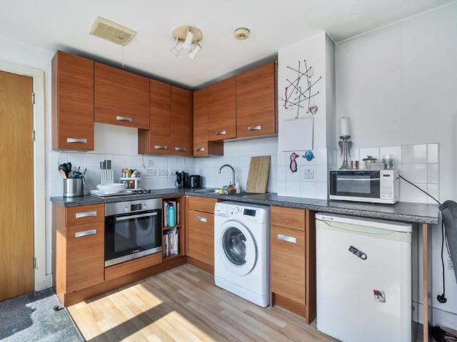 Flat for sale in The Borough, Greater London