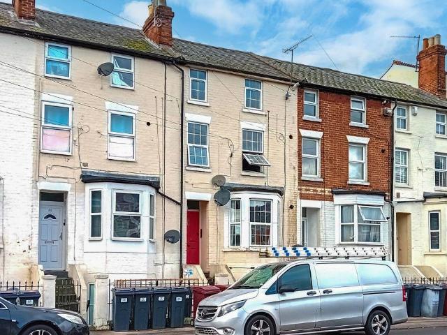 Flat for sale in Reading West, Reading