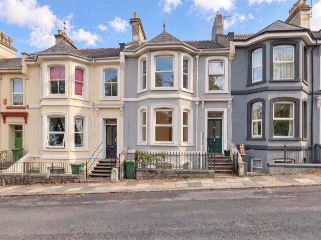 Flat for sale in Stoke, Plymouth