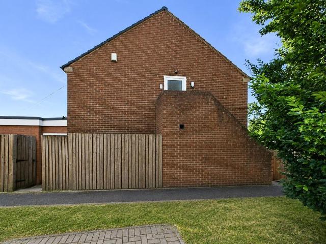 Flat for sale in Wales
