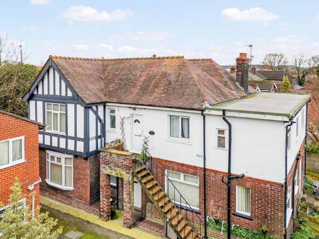 Flat for sale in Kingsway Estate, Widnes