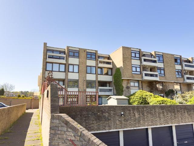 Flat for sale in Sulgrave, Washington