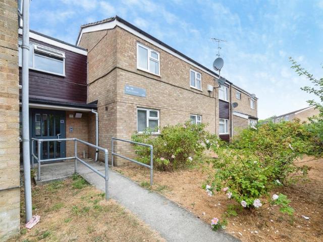 Flat for sale in Symonds Green, Shephall