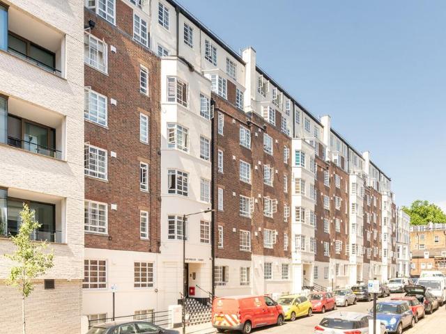 Flat for sale in Kensal Town, Bayswater