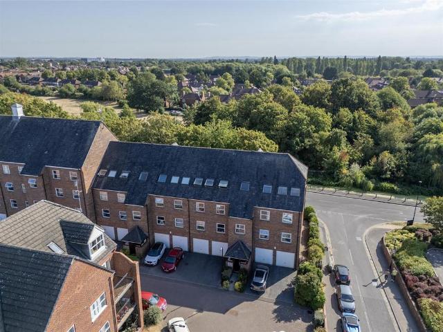 Flat for sale in Bell Farm, High Field