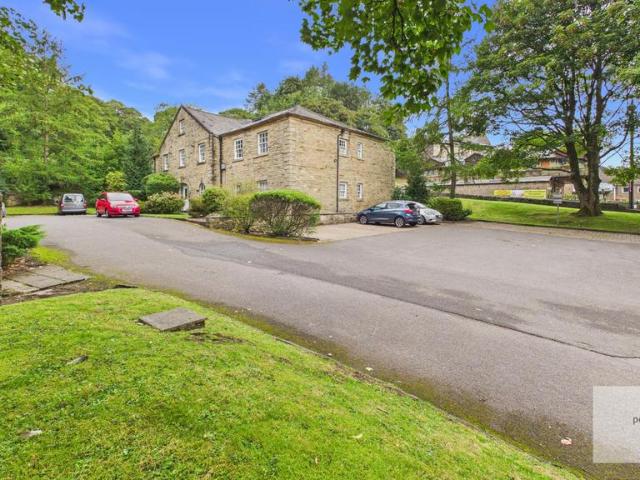 Flat for sale in Nuttall, Bury