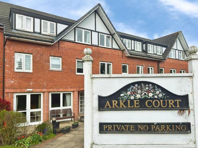 Flat for sale in Great Boughton, Boughton