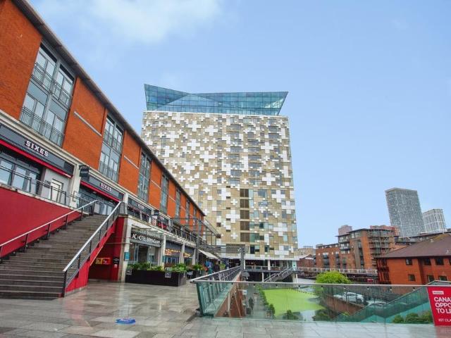 Flat for sale in Edgbaston, West Midlands