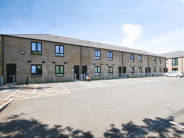Flat for sale in Tang Hall, York