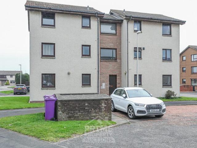 Flat for sale in Ferryden, Scotland