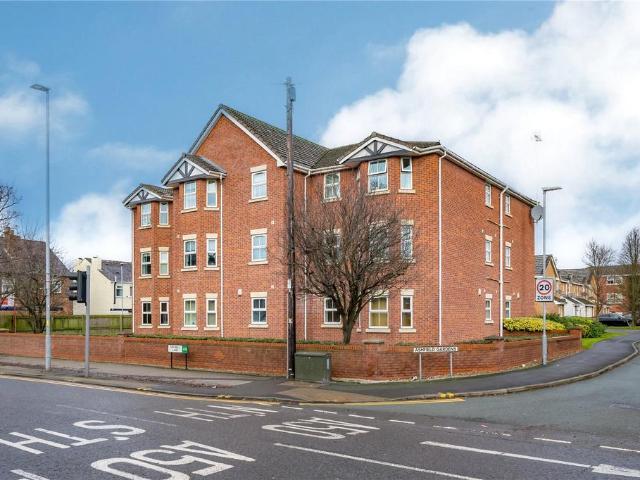 Flat for sale in Westy, Warrington