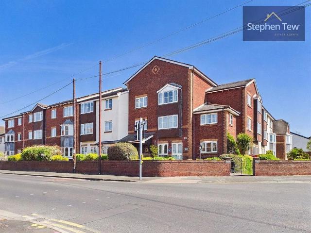 Flat for sale in Queenstown, Blackpool
