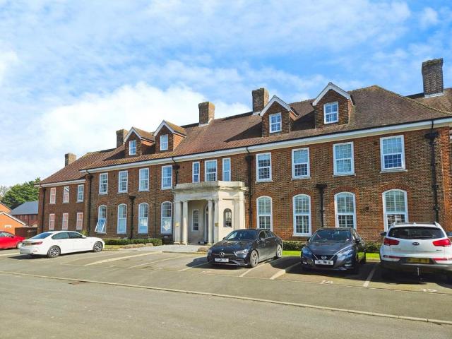 Flat for sale in Cheriton, Folkestone and Hythe