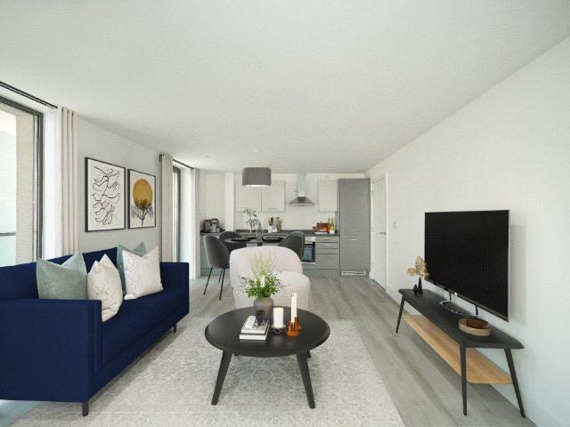 Flat for sale in Farnborough, Hampshire