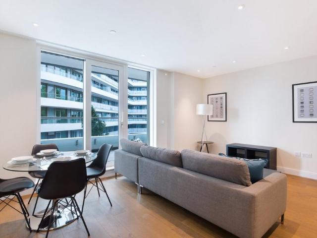 Flat for sale in Greater London