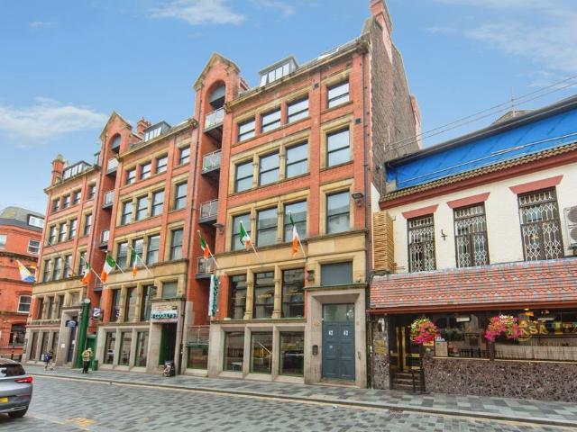 Flat for sale in City Centre, Calderstones