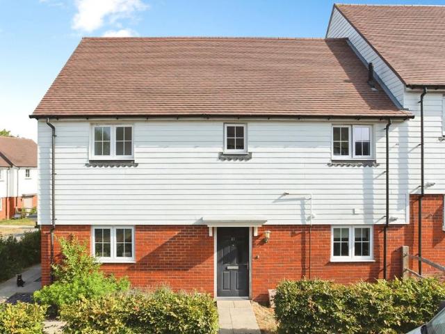 Flat for sale in Heathlands, East Sussex