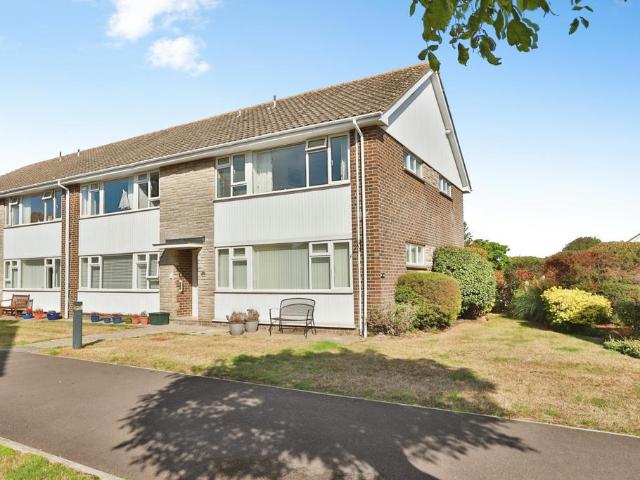 Flat for sale in Friars Cliff, Christchurch