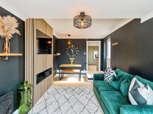 Flat for sale in Shirley Park, Isle Of Man
