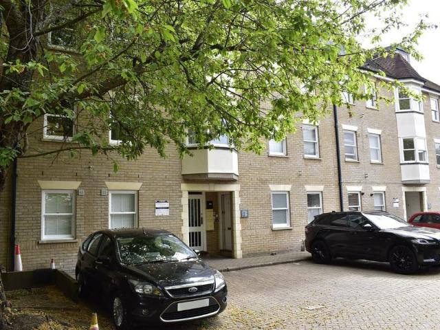 Flat for sale in Moulsham, Chelmsford