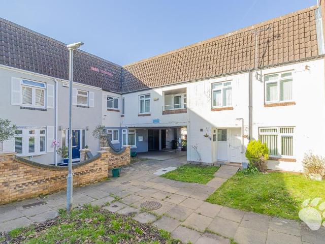 Flat for sale in Langdon Hills, Isle Of Man