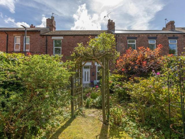 Flat for sale in Preston, North Shields