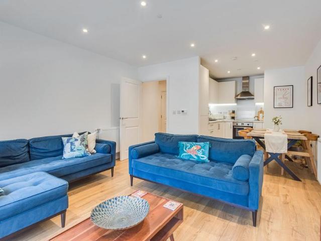 Flat for sale in Brooklands, Monks Orchard